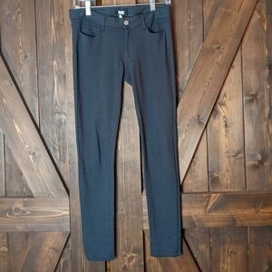 Paige Black Ultra Skinny in Black Shadow Size 27